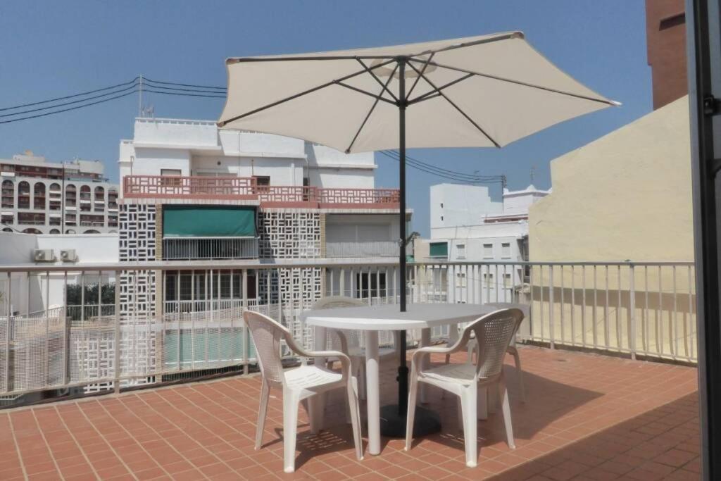 Atico A 100 Metros De La Playa Apartman Cullera Kültér fotó